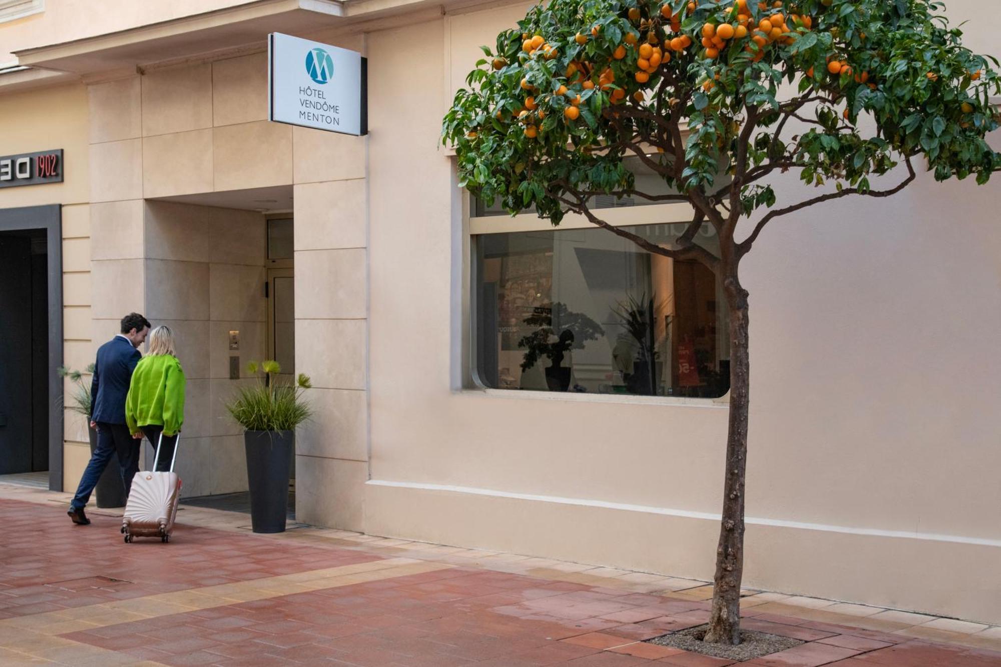 Hotel Vendome Menton - Reouverture Exterior photo