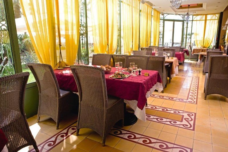 Hotel Vendome Menton - Reouverture Exterior photo
